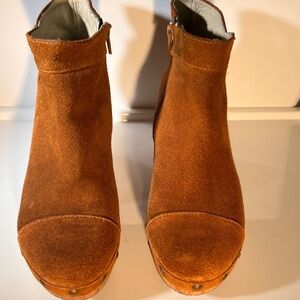 Anthropologie x Cordani ZABAR Tan Suede Ankle Boots Women Size 8